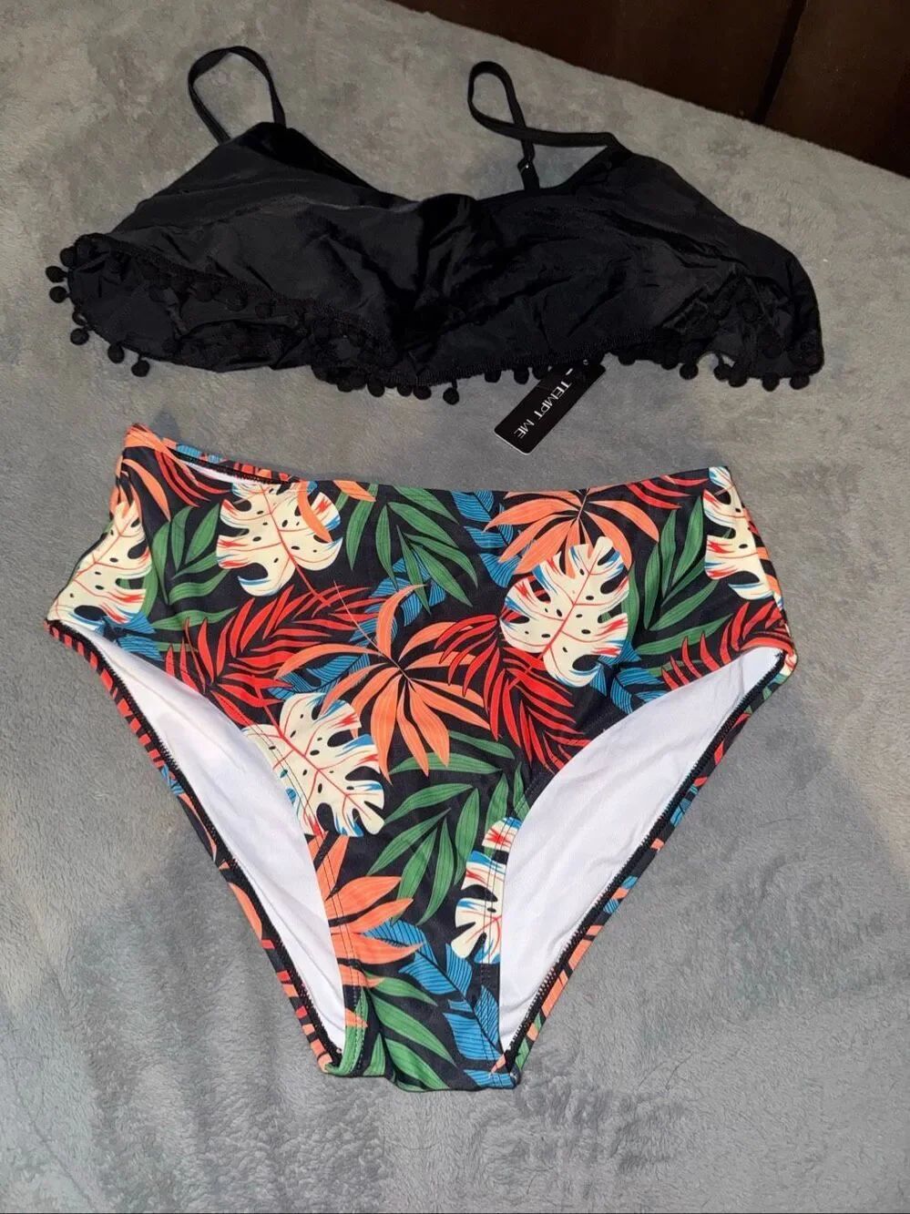 NWT 2 piece bathing suit size large